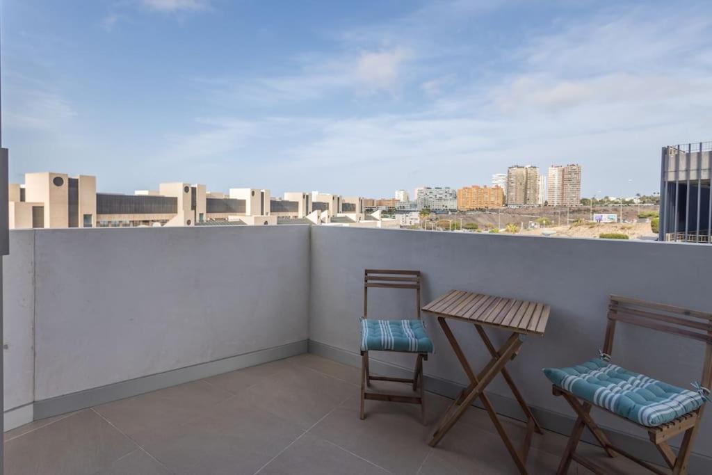 Apartamento Casa Vacacional Isis Con Piscina Las Palmas de Gran Canaria Exterior foto
