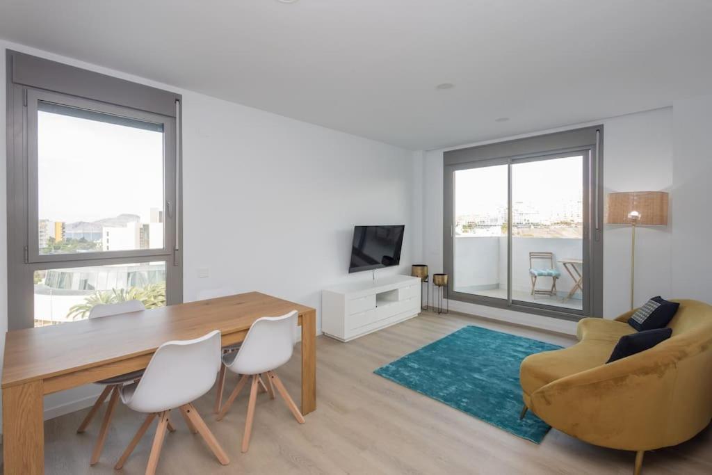 Apartamento Casa Vacacional Isis Con Piscina Las Palmas de Gran Canaria Exterior foto