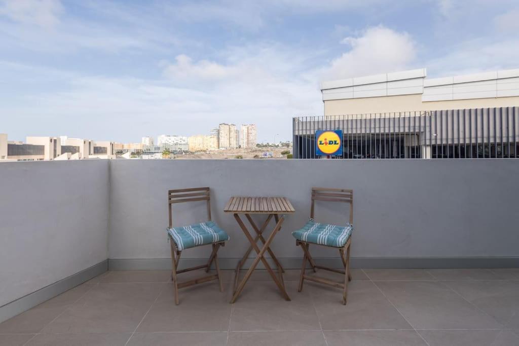 Apartamento Casa Vacacional Isis Con Piscina Las Palmas de Gran Canaria Exterior foto
